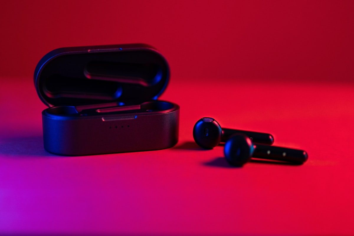 Sennheiser lost het grootste probleem van oordopjes op
